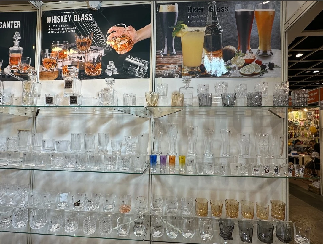 Whiskey and beer glass display - Commercial Grade Lead-Free Glassware Wholesale Factory