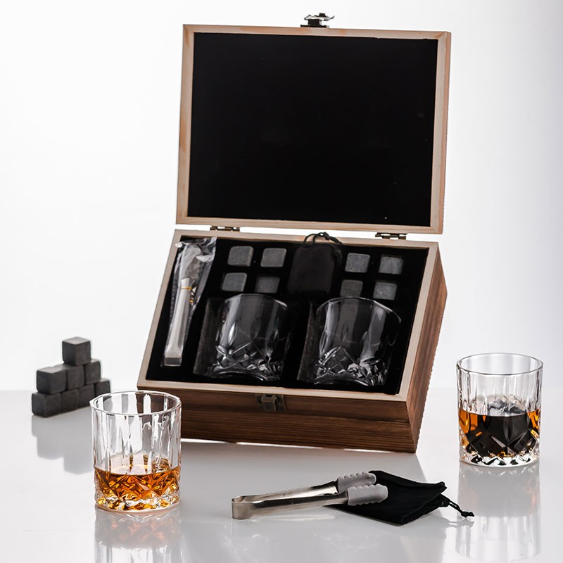Model XZM015 Burnished Wooden Box Whiskey Stones Set